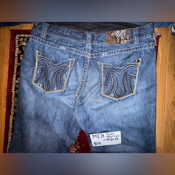 MEK Jeans - Picture 3 of 3
